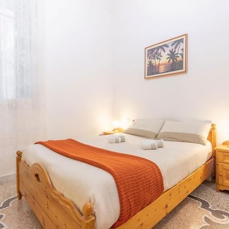 Appartamento Con Ac-Wi-Fi- Centro A 7 Min Савона Экстерьер фото